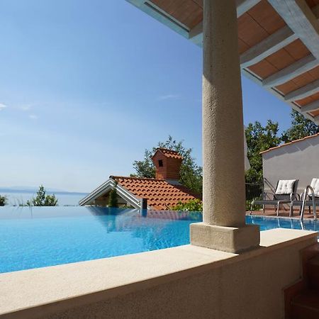 Apartments Villa Krasa Lovran Buitenkant foto